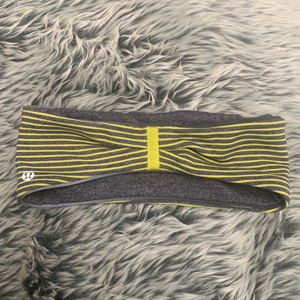 Lululemon headband reversible